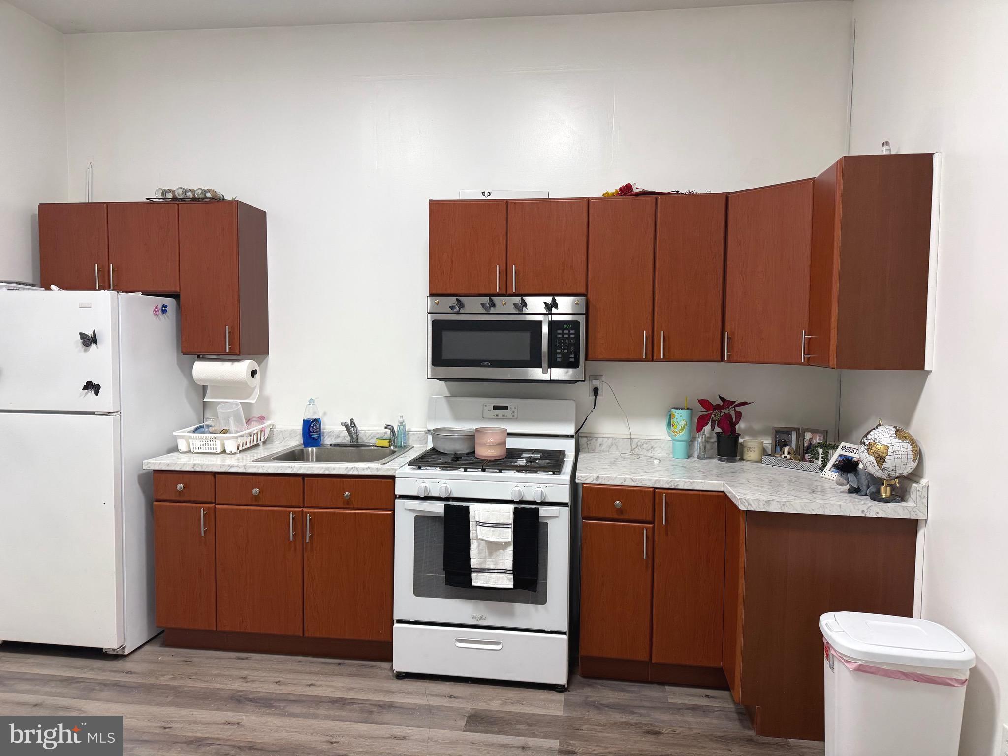 147 South 6th Street Reading, PA 19602 - Photo 2 of 16