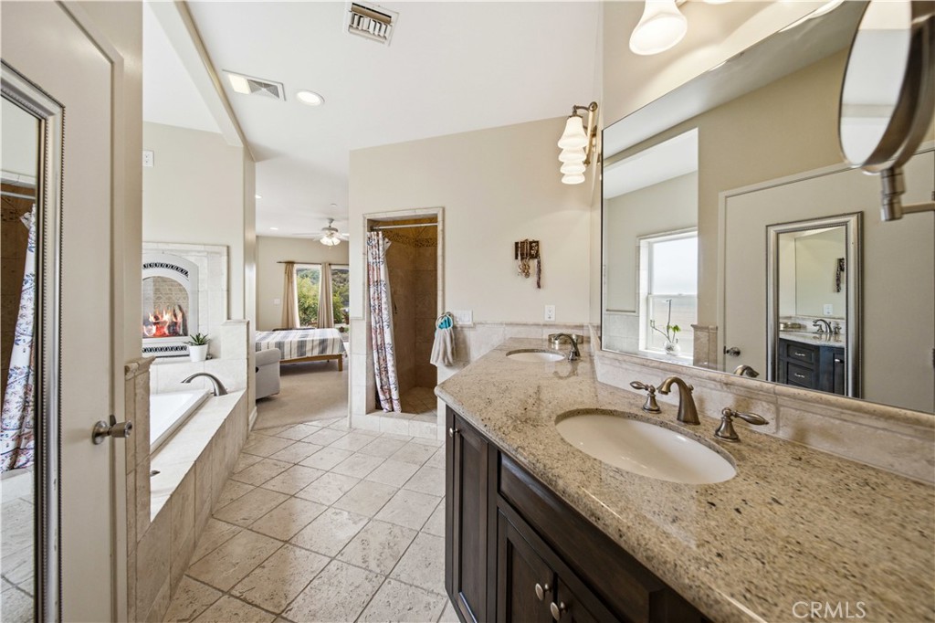 13675 Davenport Road Agua Dulce, CA 91390 - Photo 17 of 51