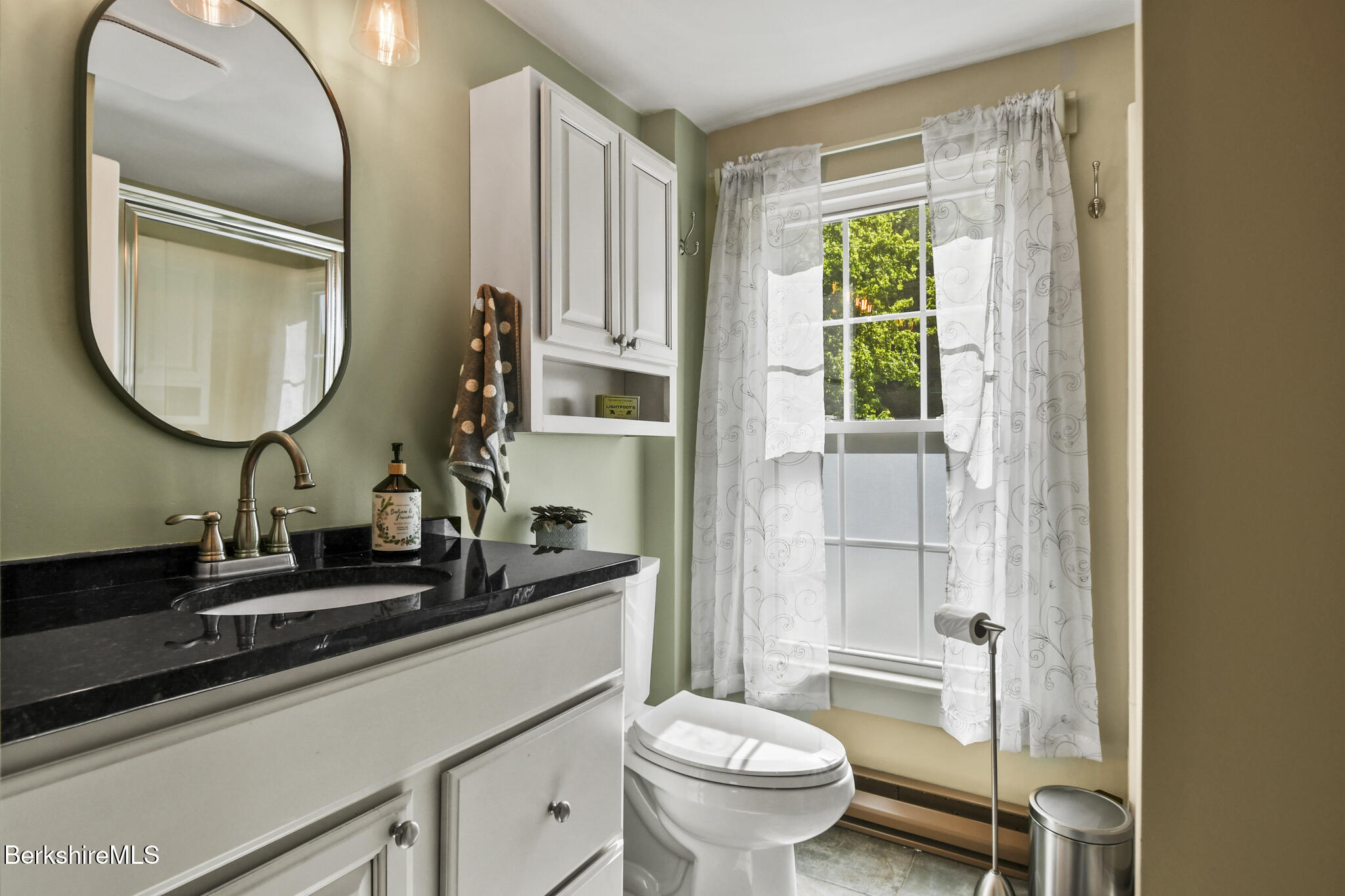 288 Johnson Road Dalton, MA 01226 - Photo 25 of 39 2nd Floor Full Bath