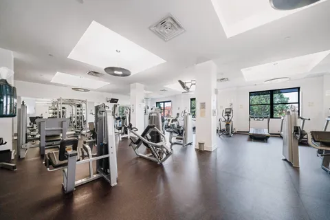 $565,000 | 4 Beacon Way, Unit 805, Jersey City, NJ 07304