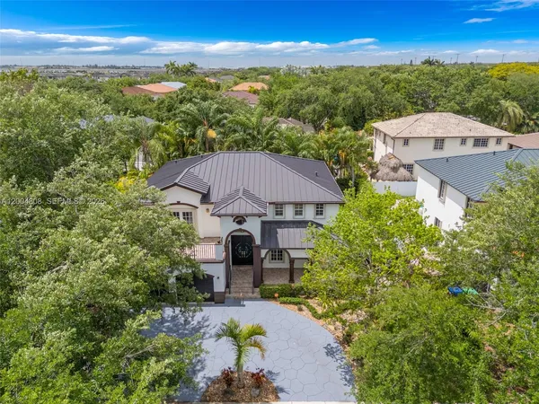 $1,125,000 | 16230 Northwest 84th Court, Miami Lakes, FL 33016