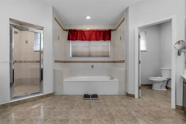 $1,125,000 | 16230 Northwest 84th Court, Miami Lakes, FL 33016