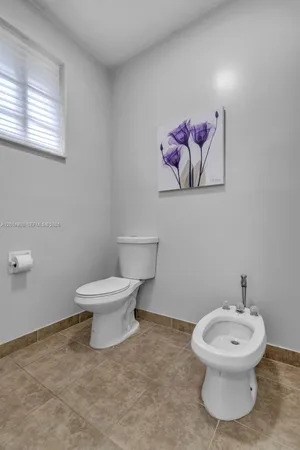 $1,125,000 | 16230 Northwest 84th Court, Miami Lakes, FL 33016