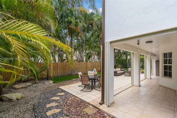 $1,125,000 | 16230 Northwest 84th Court, Miami Lakes, FL 33016