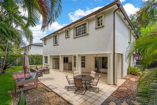 $1,125,000 | 16230 Northwest 84th Court, Miami Lakes, FL 33016