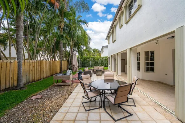 $1,125,000 | 16230 Northwest 84th Court, Miami Lakes, FL 33016