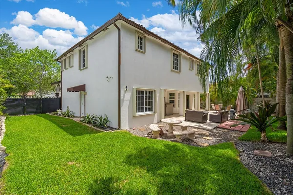 $1,125,000 | 16230 Northwest 84th Court, Miami Lakes, FL 33016