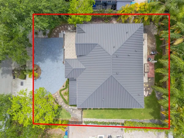 $1,125,000 | 16230 Northwest 84th Court, Miami Lakes, FL 33016