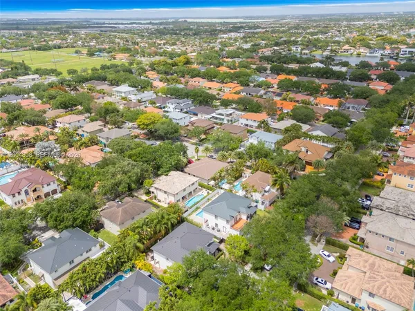 $1,125,000 | 16230 Northwest 84th Court, Miami Lakes, FL 33016