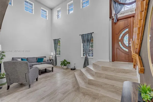 $1,125,000 | 16230 Northwest 84th Court, Miami Lakes, FL 33016