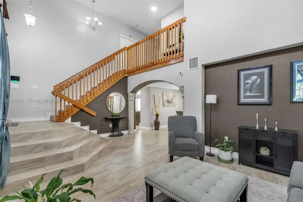 $1,125,000 | 16230 Northwest 84th Court, Miami Lakes, FL 33016