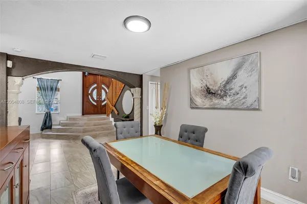 $1,125,000 | 16230 Northwest 84th Court, Miami Lakes, FL 33016