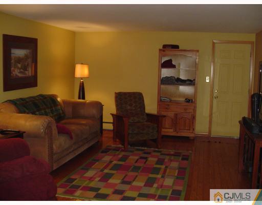 1390 Seminole Road North Brunswick, NJ 08902 - Photo 4 of 10 Gallery Image 4