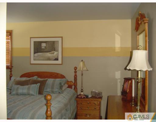 1390 Seminole Road North Brunswick, NJ 08902 - Photo 6 of 10 Gallery Image 6