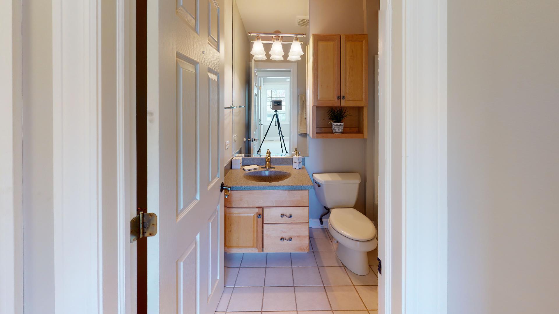 1445 Meyer Road Hoffman Estates, IL 60169 - Photo 15 of 33
