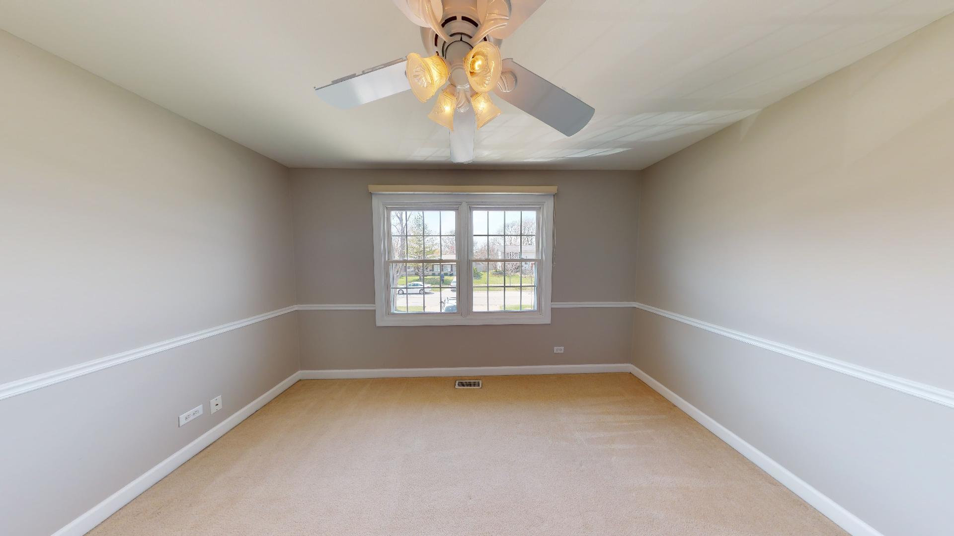 1445 Meyer Road Hoffman Estates, IL 60169 - Photo 18 of 33