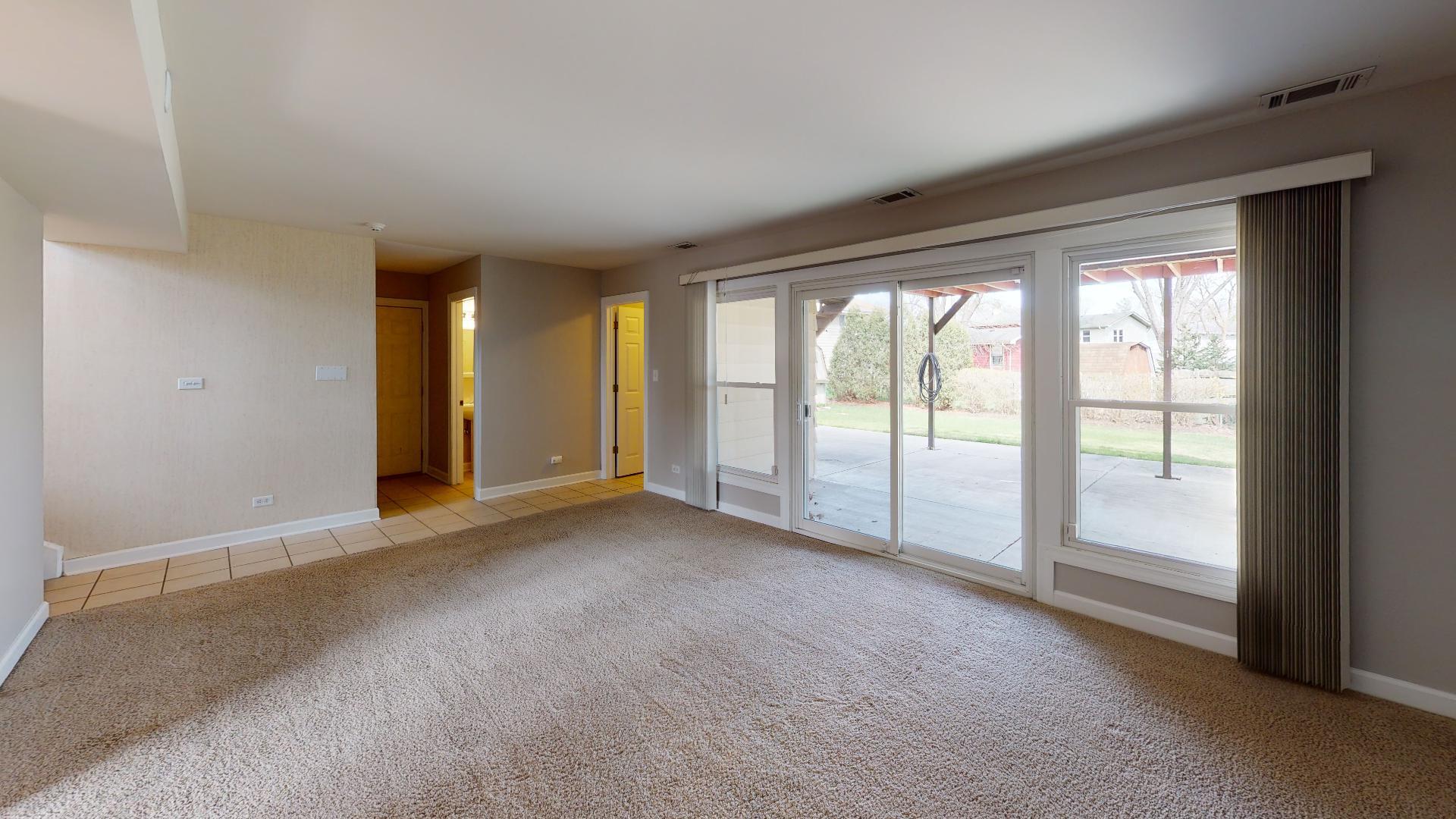 1445 Meyer Road Hoffman Estates, IL 60169 - Photo 22 of 33