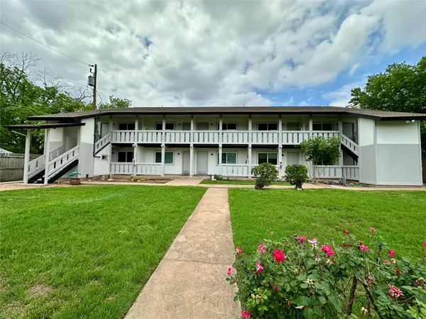 $850 | 10810 Newmont Road, Unit 7, Austin, TX 78758