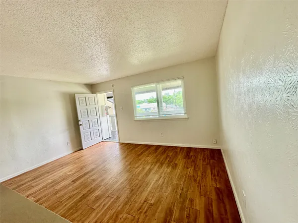 $850 | 10810 Newmont Road, Unit 7, Austin, TX 78758