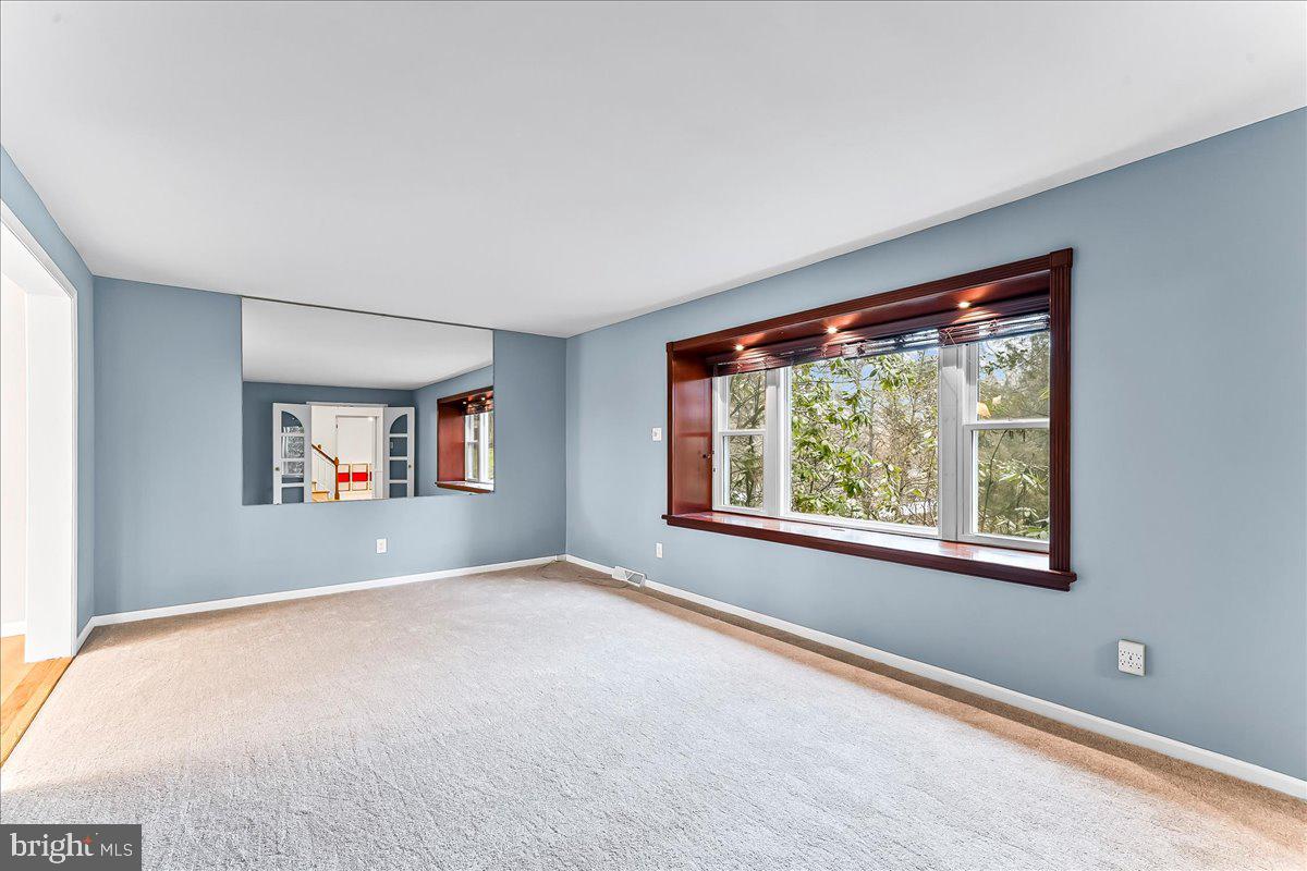 720 Brainerd Road Exton, PA 19341 - Photo 7 of 62 a view of empty room with window