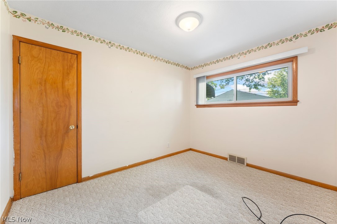 30104 Barjode Road Willowick, OH 44095 - Photo 12 of 27 Gallery Image 12