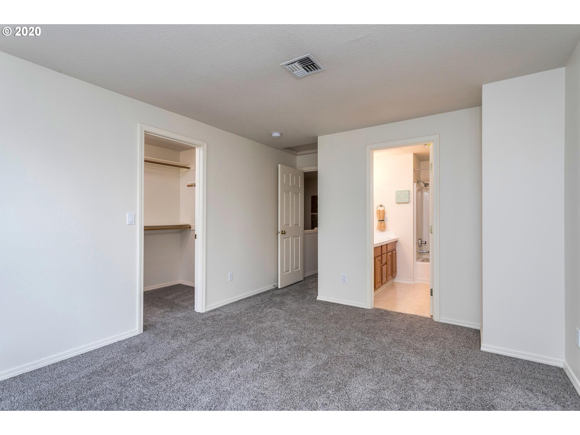 3804 Southwest Troy Street Portland, OR 97219 - Photo 16 of 21 Gallery Image 16