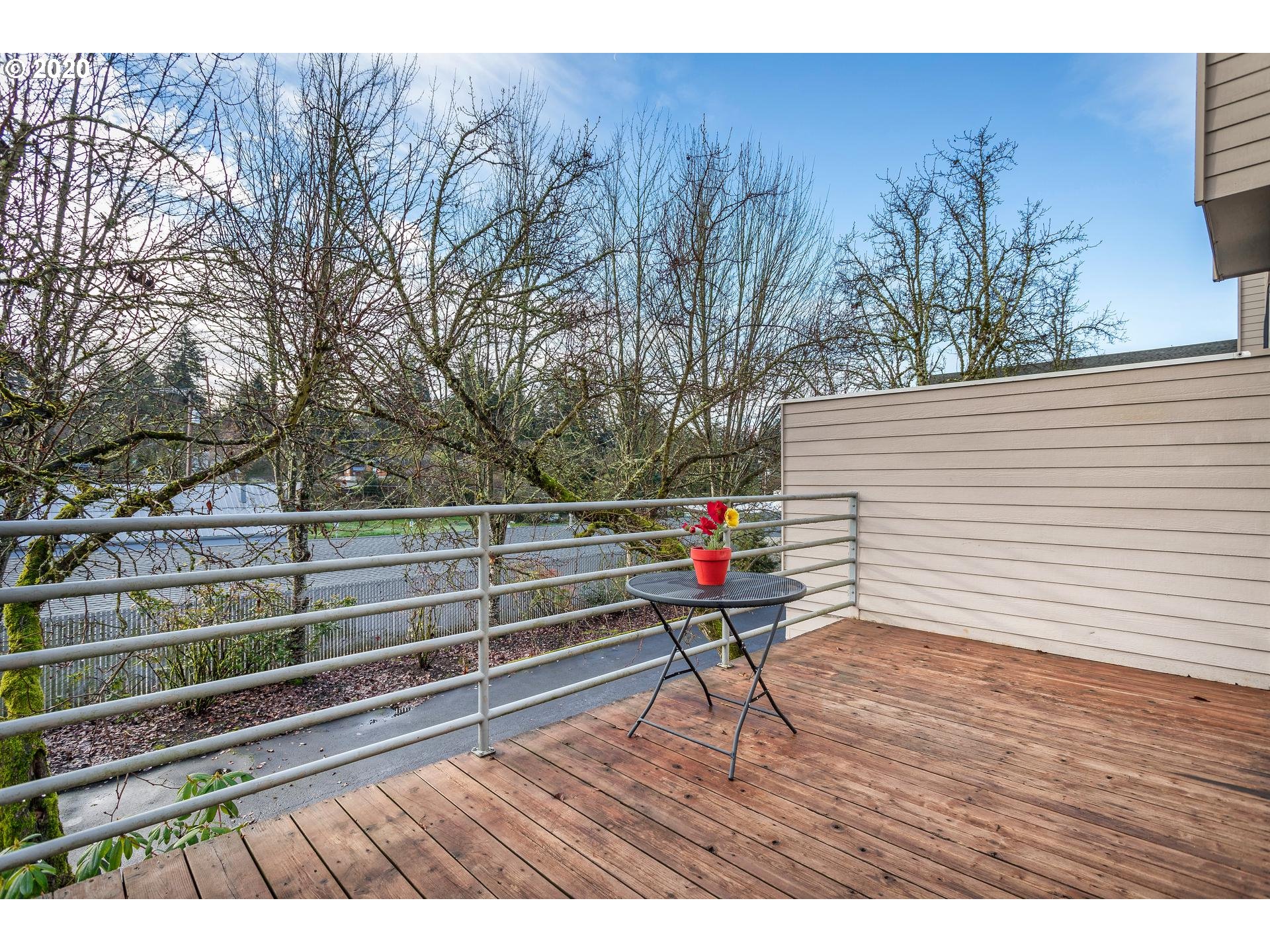 3804 Southwest Troy Street Portland, OR 97219 - Photo 18 of 21 Gallery Image 18