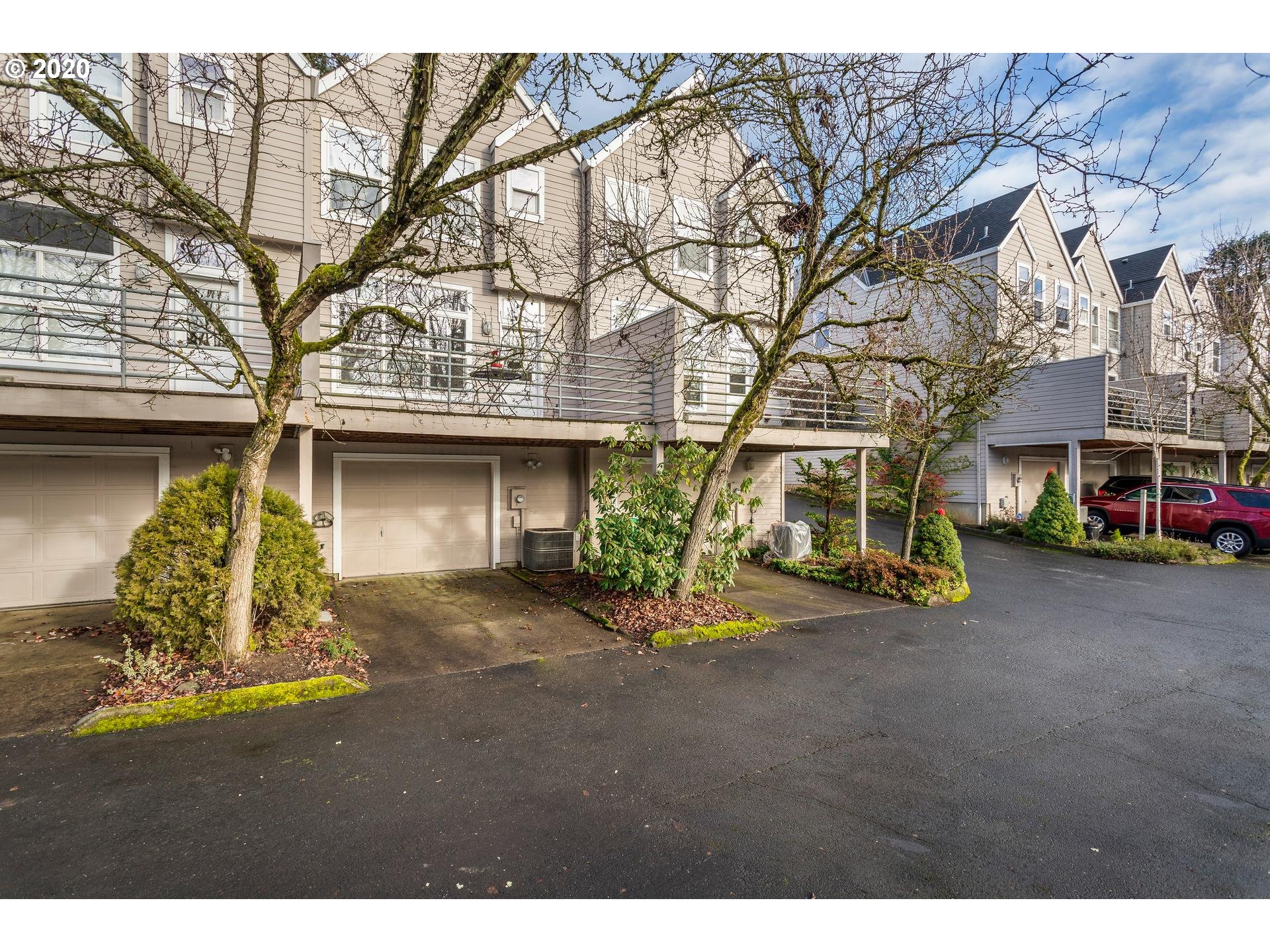 3804 Southwest Troy Street Portland, OR 97219 - Photo 20 of 21 Gallery Image 20