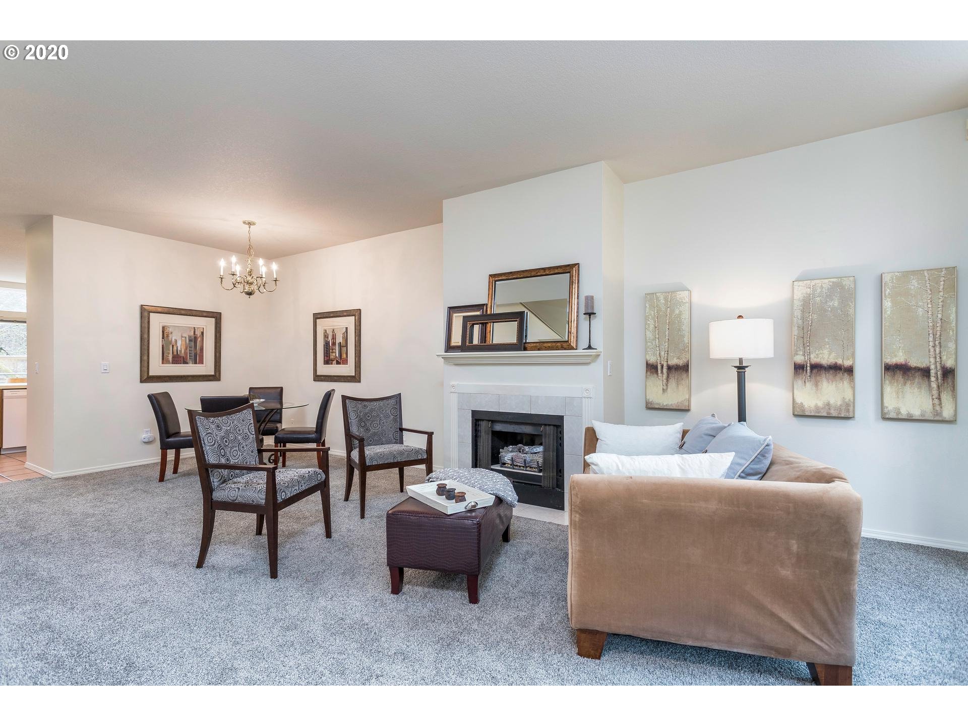 3804 Southwest Troy Street Portland, OR 97219 - Photo 3 of 21 Gallery Image 3