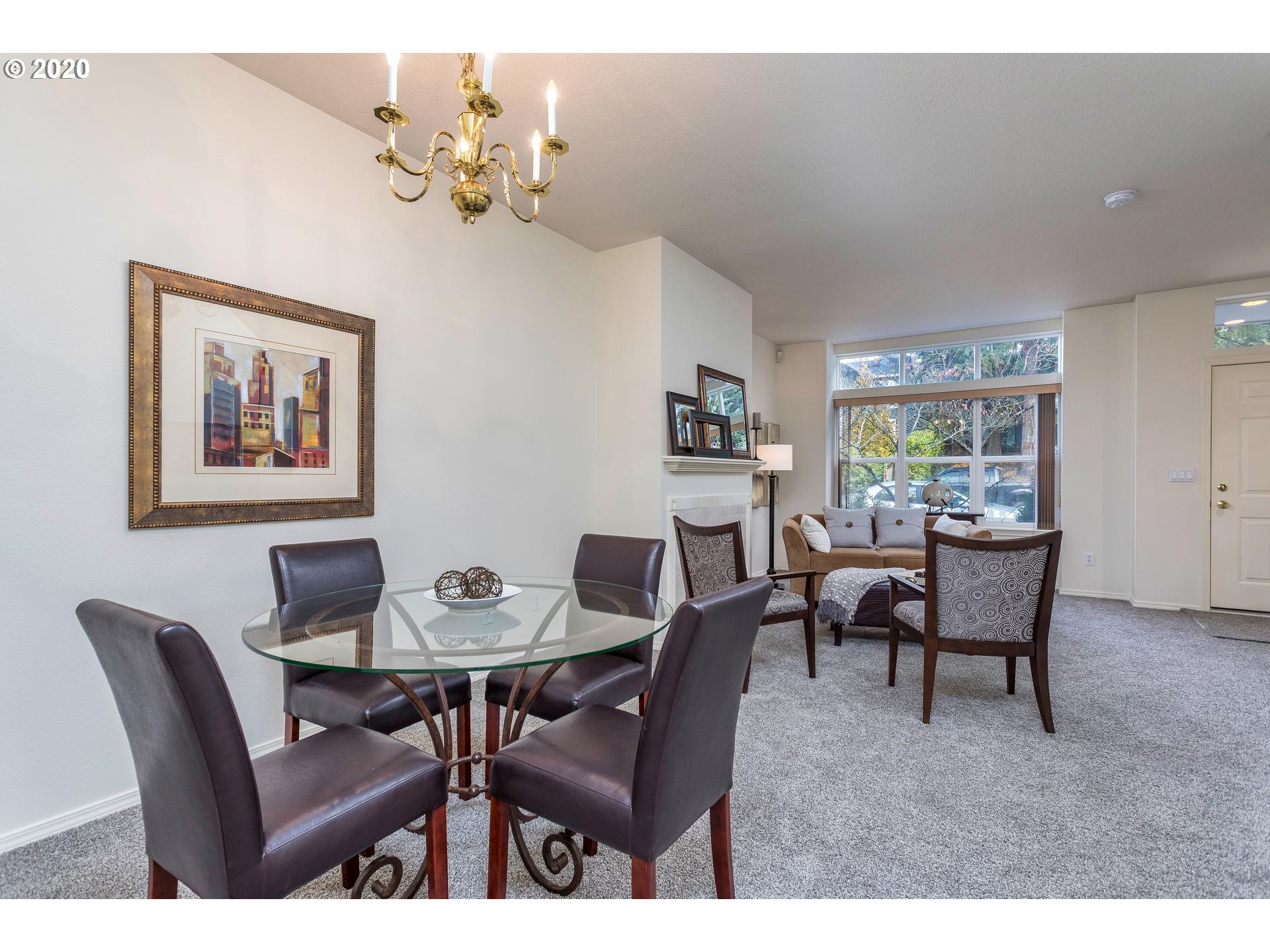 3804 Southwest Troy Street Portland, OR 97219 - Photo 4 of 21 Gallery Image 4