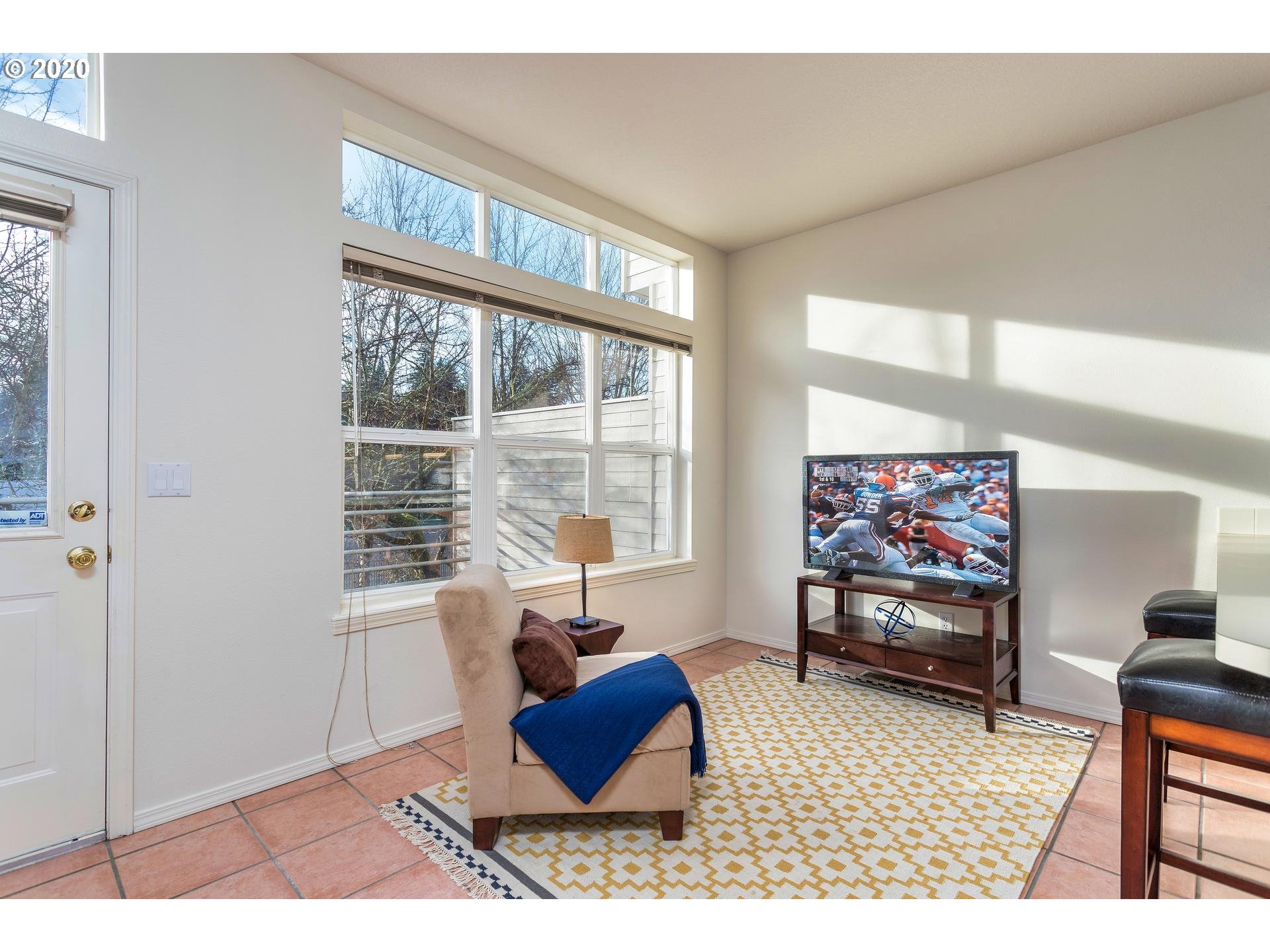 3804 Southwest Troy Street Portland, OR 97219 - Photo 6 of 21 Gallery Image 6