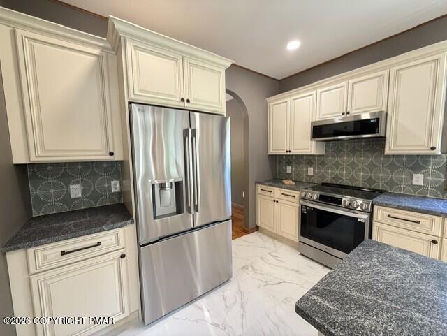 5327 Maple Lane Cresco, PA 18326 - Photo 38 of 79 0248ea83-c6d5-487d-8b9e-e9da92ff03cd