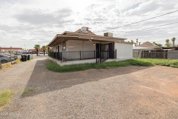 $850 | 212 North 21st Avenue, Unit 4, Phoenix, AZ 85009