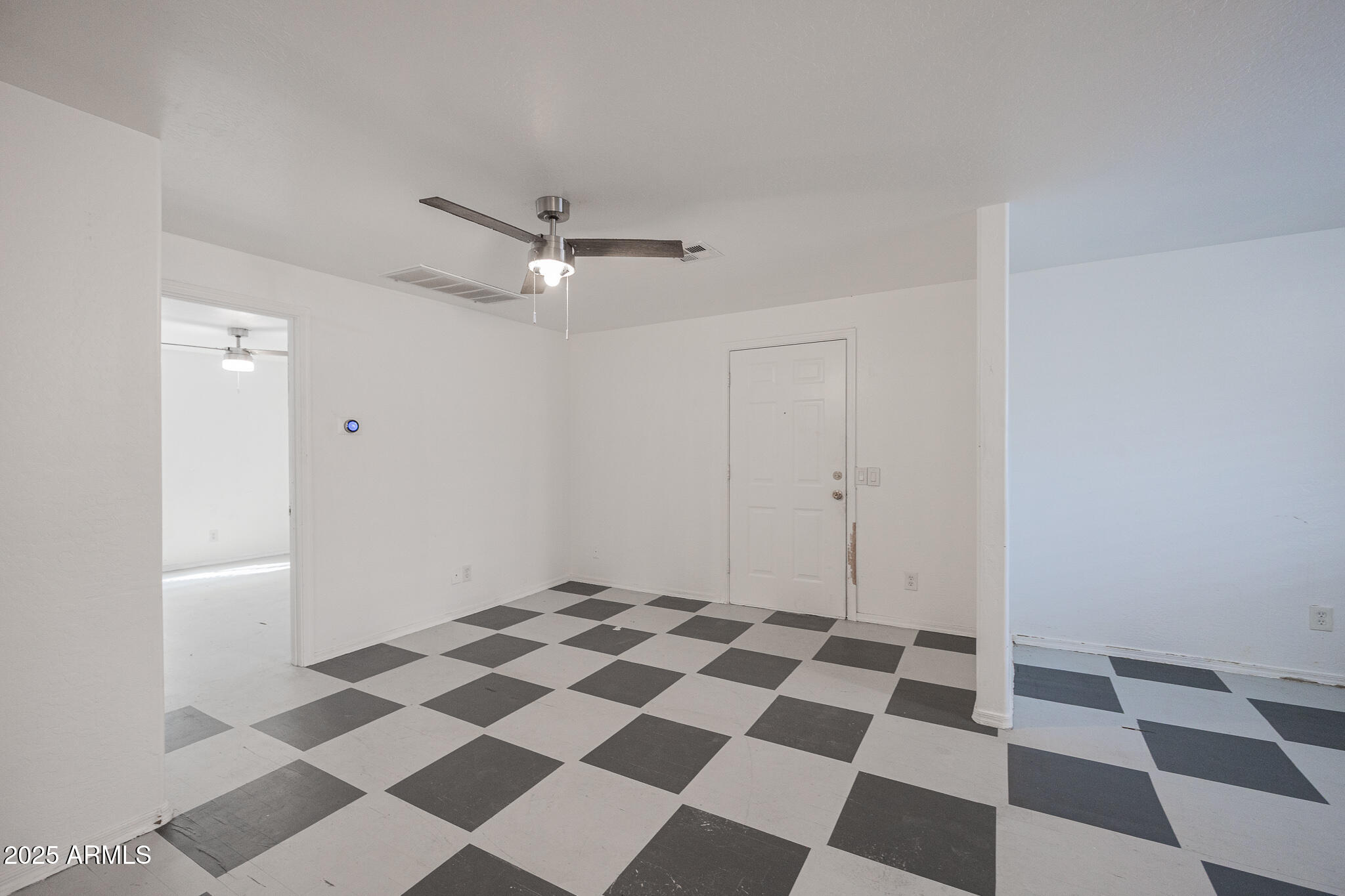 212 North 21st Avenue, Unit 4 Phoenix, AZ 85009 - Photo 7 of 15 a view of a black and white checkered floor