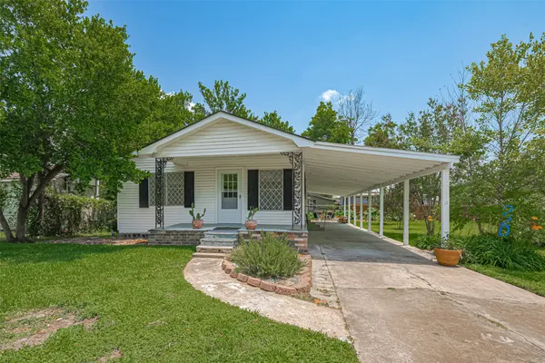 $295,000 | 220 Palmyra Street, Houston, TX 77022