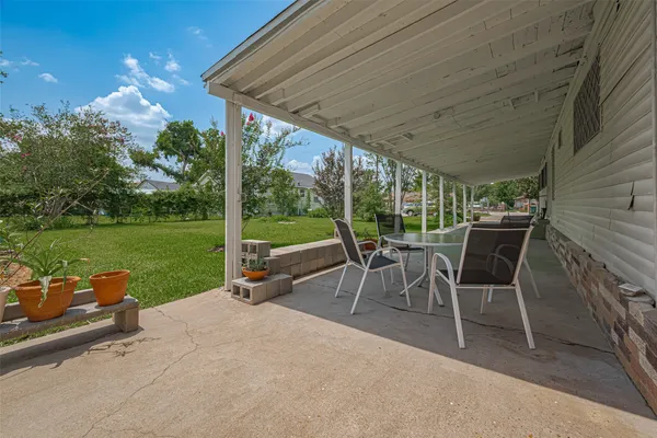 $295,000 | 220 Palmyra Street, Houston, TX 77022