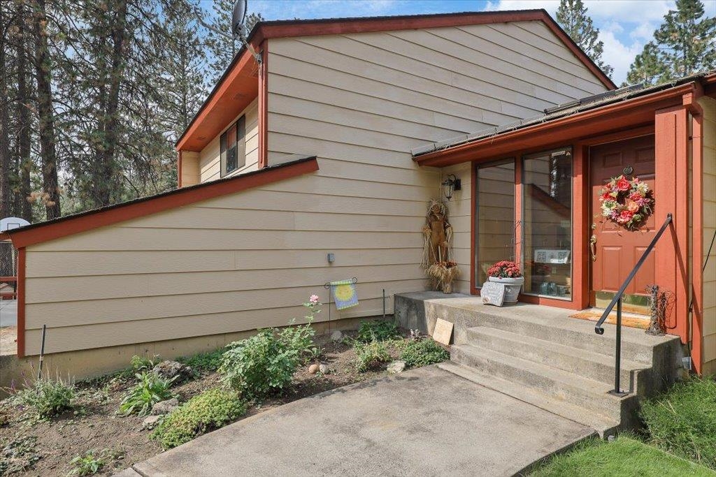 9105 South Sherman Road Spokane, WA 99224 - Photo 5 of 45