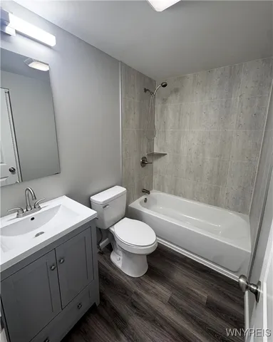 $1,200 | 9049 Zito Drive, Unit 6, Niagara Falls, NY 14304