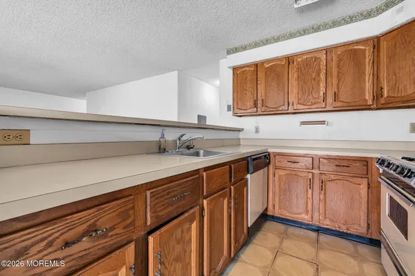 $299,900 | 1213 Waters Edge Drive, Toms River, NJ 08753