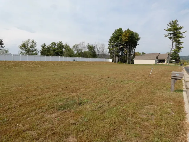 $14,500 | 127 Pine Cir Drive, Boscobel, WI 53805