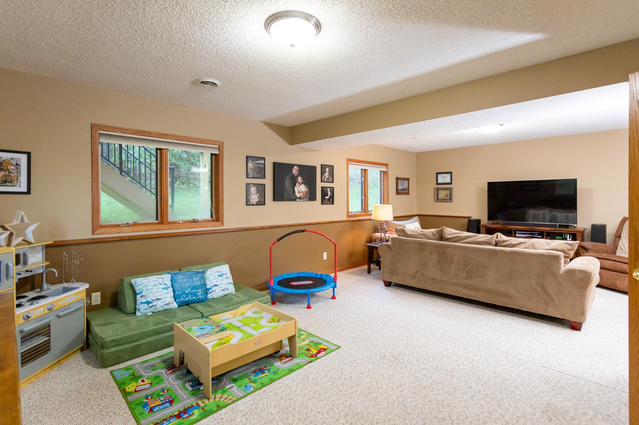 2363 Brooks Avenue Red Wing, MN 55066 - Photo 17 of 29