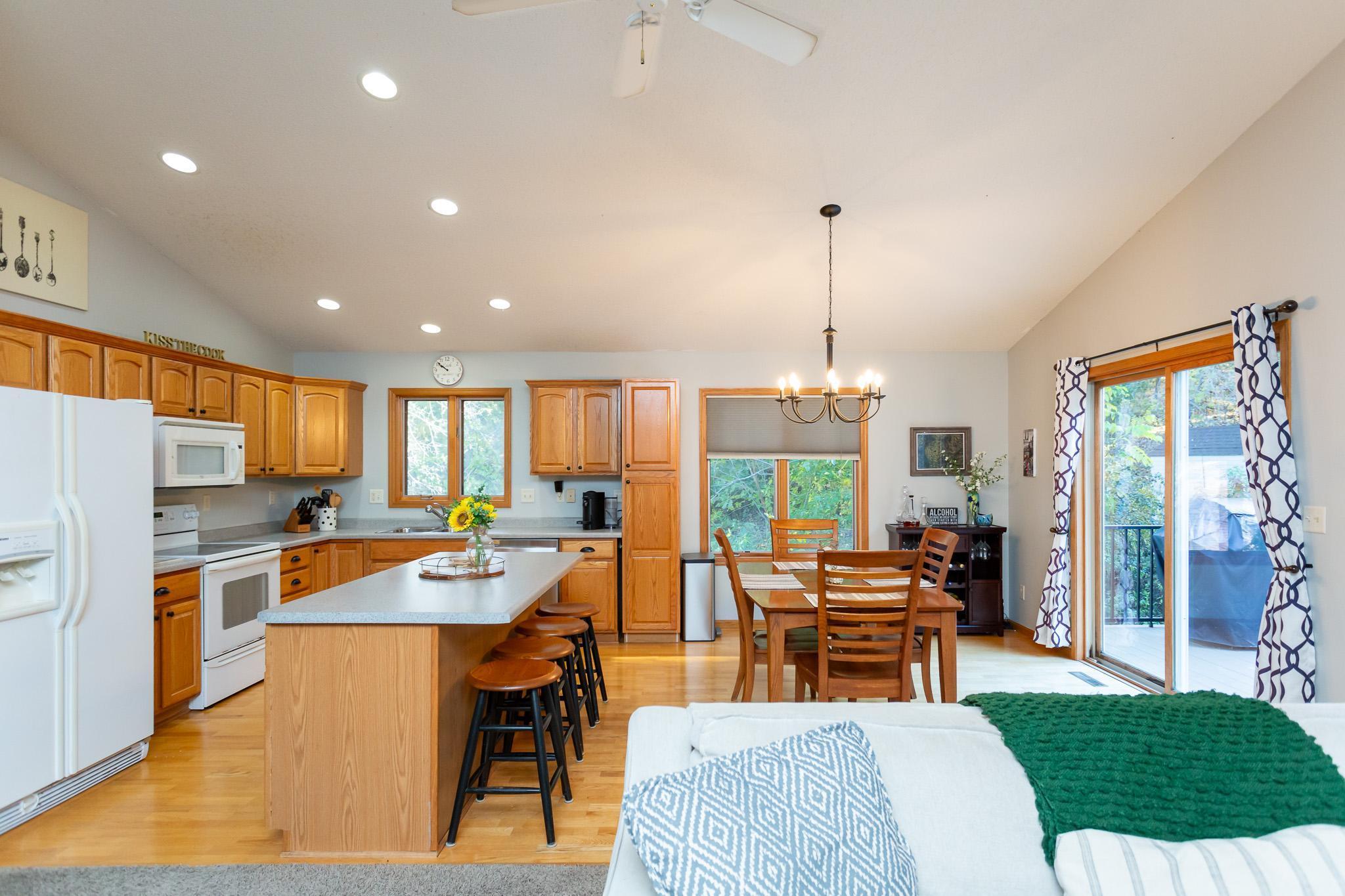 2363 Brooks Avenue Red Wing, MN 55066 - Photo 3 of 29