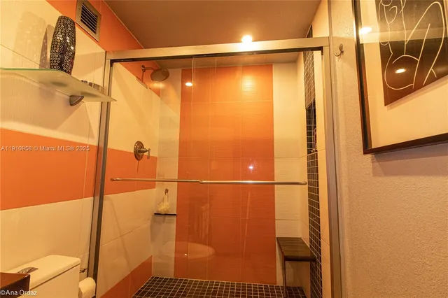 a picture of city view