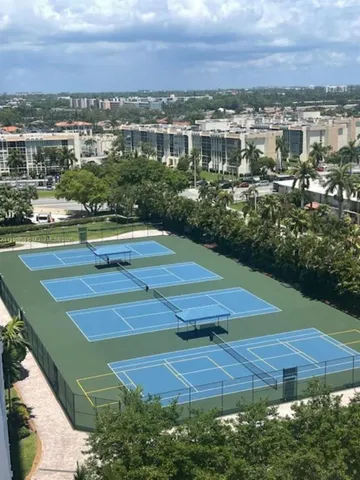 a view of outdoor space and city view