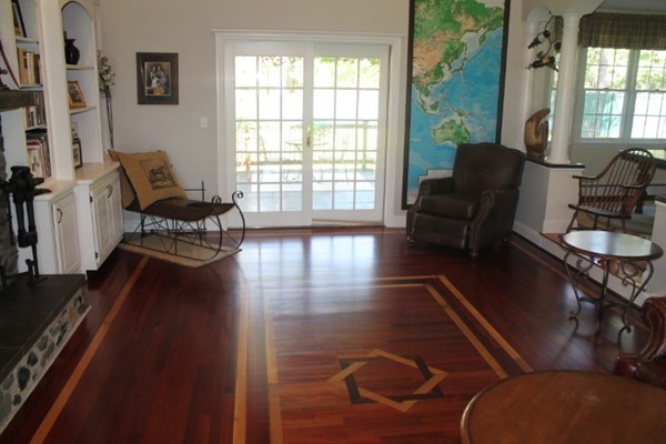 103 Wapping Road Kingston, MA 02364 - Photo 21 of 30 a living room with furniture and a large window