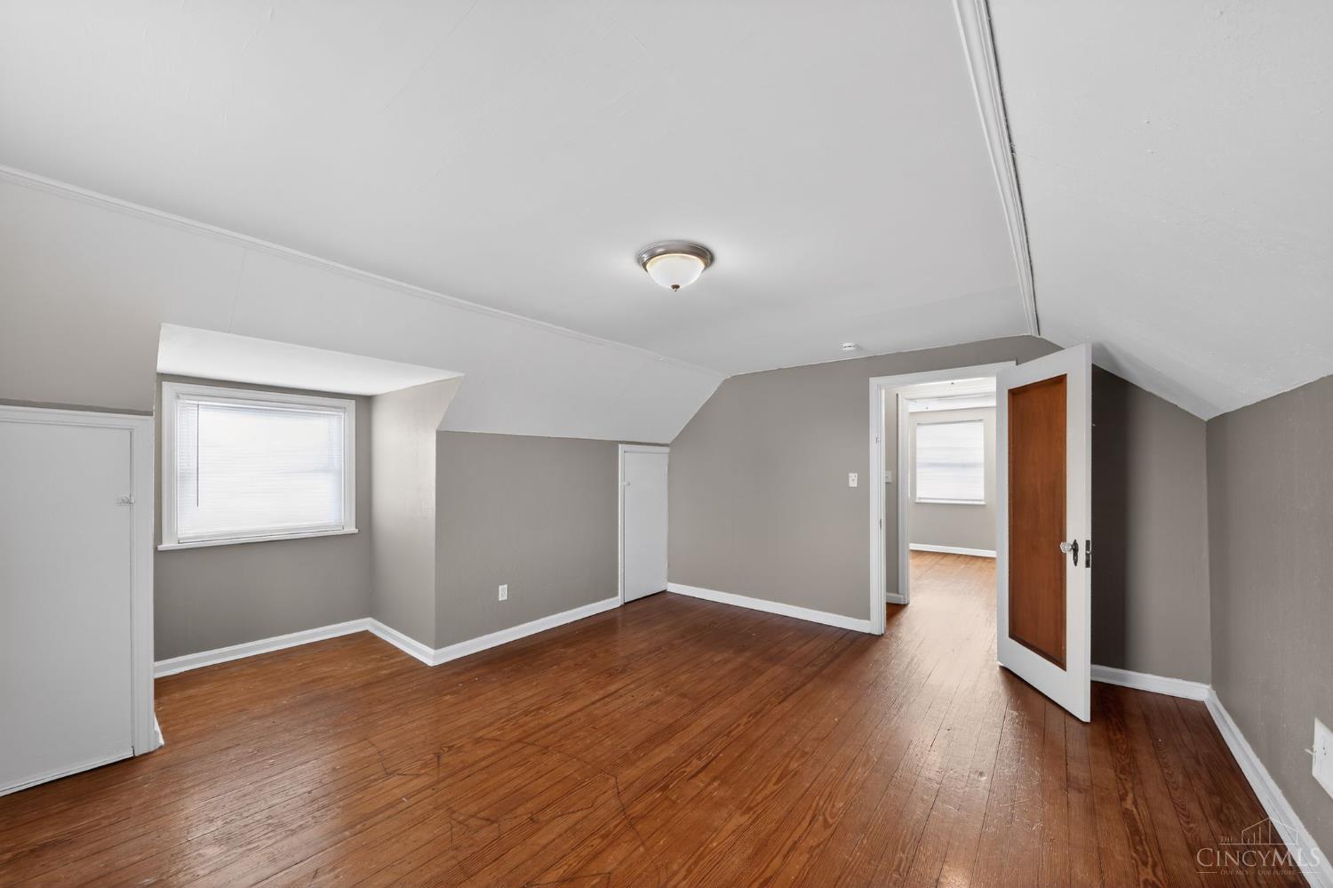 6621 Winton Road Cincinnati, OH 45224 - Photo 16 of 34