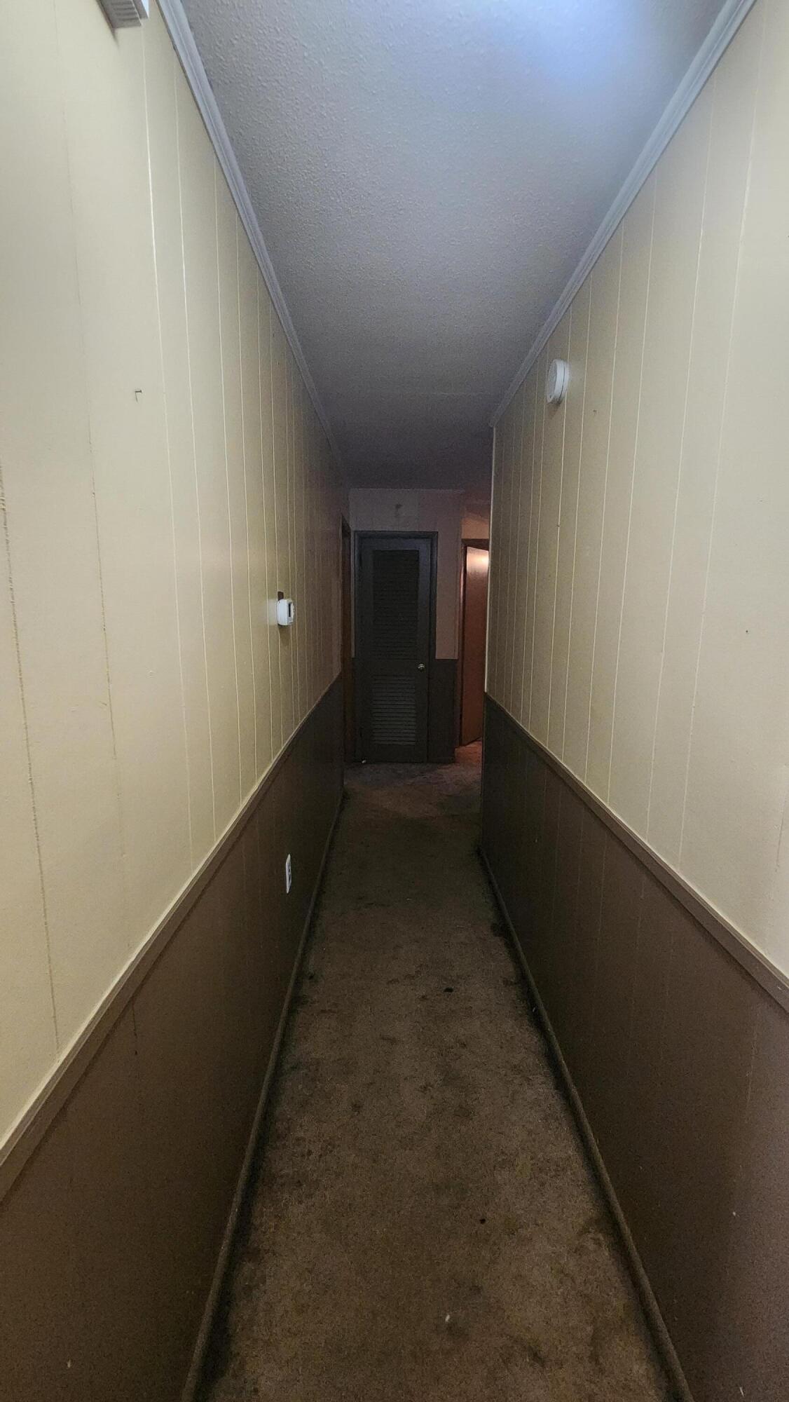 6127 Barnes Road Crestview, FL 32536 - Photo 11 of 16 a view of hallway