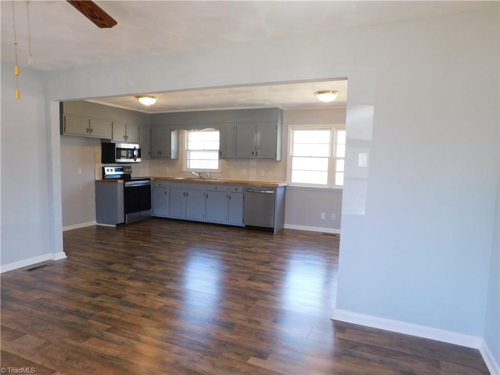 162 Maple Hollow Road Mount Airy, NC 27030 - Photo 10 of 36 Gallery Image 10