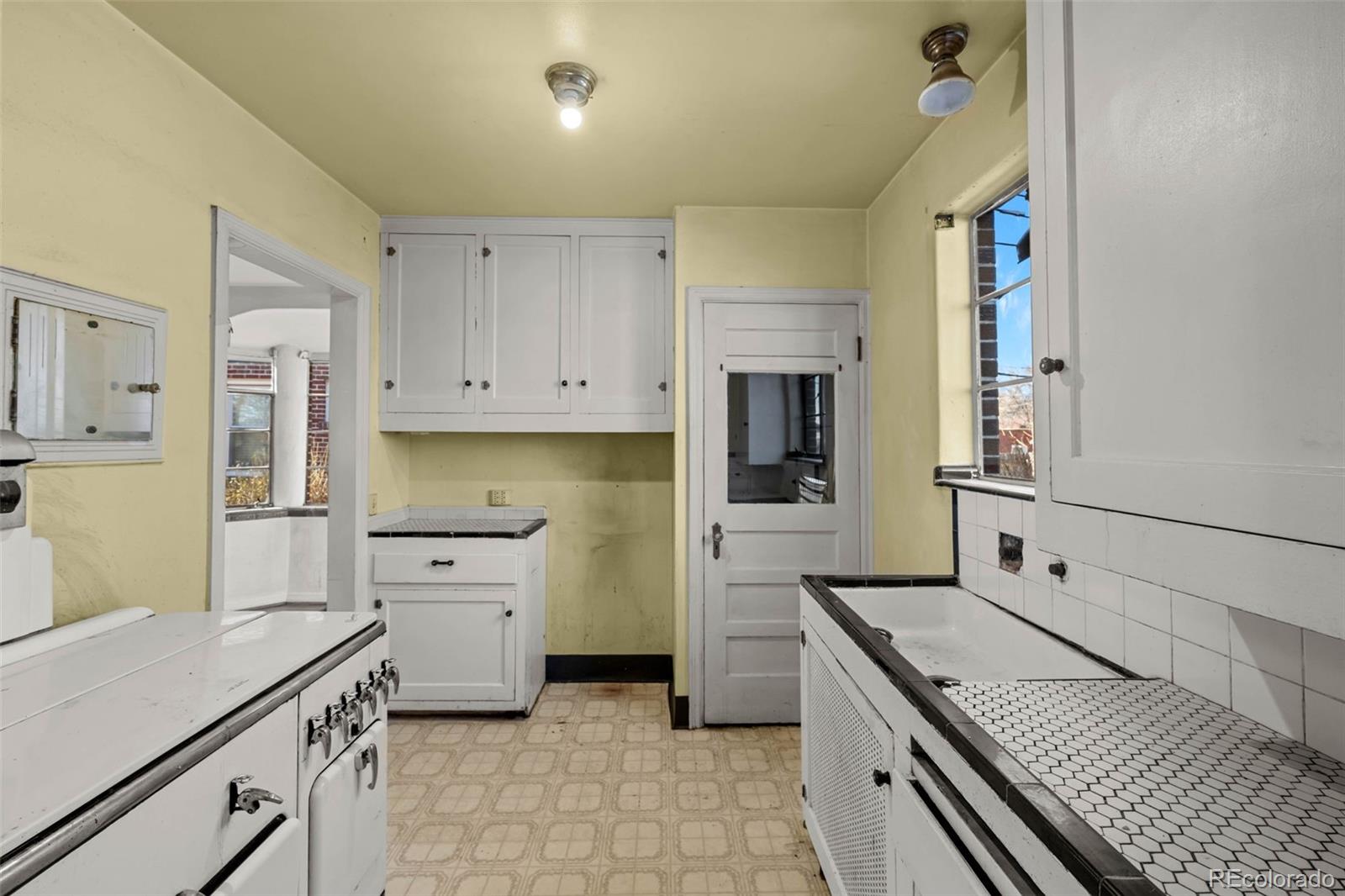 1341 Eudora Street Denver, CO 80220 - Photo 12 of 22