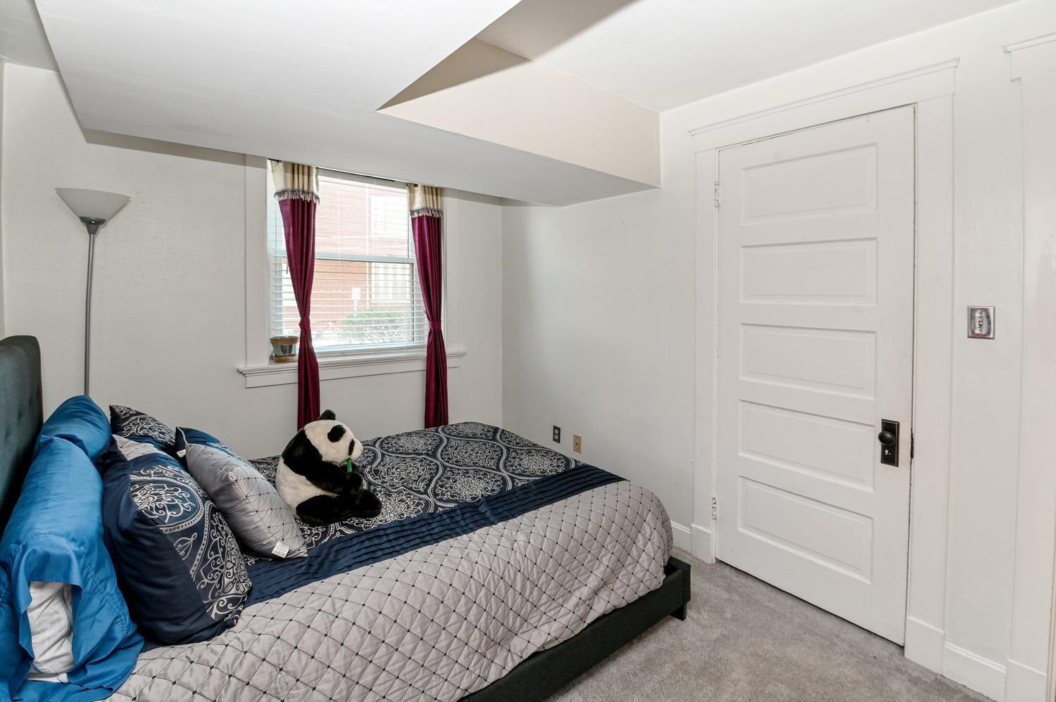 2138 Madison Road, Unit P Cincinnati, OH 45208 - Photo 15 of 18